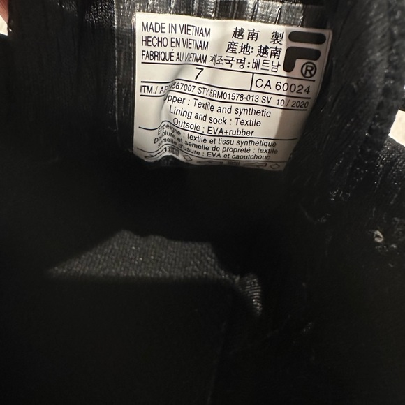 Fila Black Running Shoes Sneakers Women Size 7 - Picture 4 of 8
